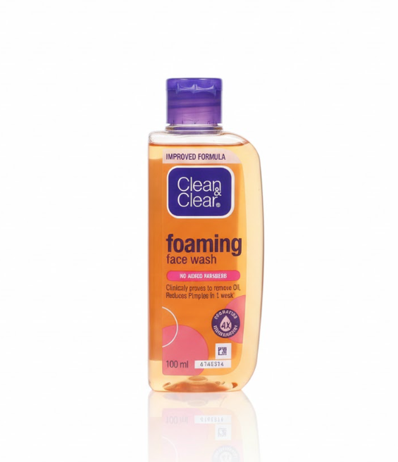 Clean & Clear Foaming Facewash for Oily Skin 100ml